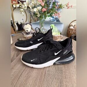Nike Air Max 270s in Black
